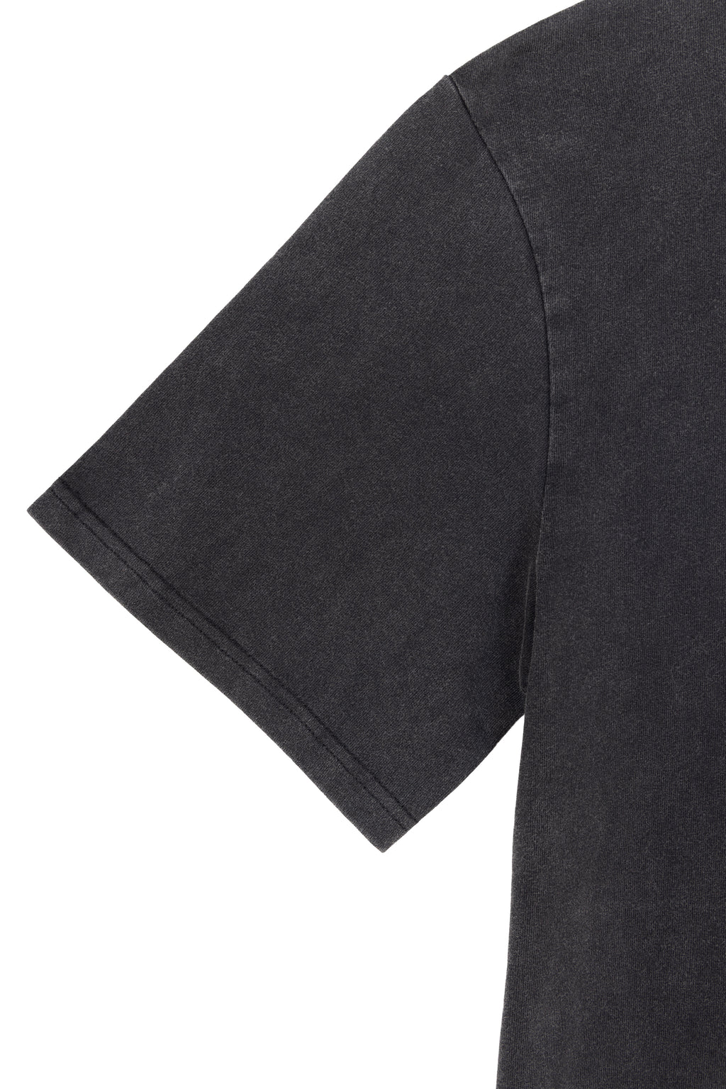 Cement T-shirt — détail manche — Sutur.
